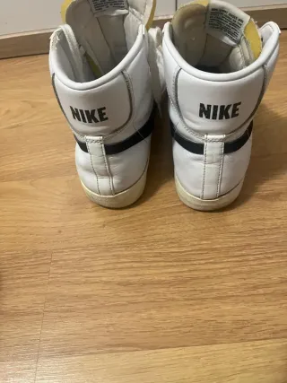 Nike Blazer Mid Scarpe Bianche