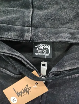 Chaqueta Stussy Negra con Cremallera