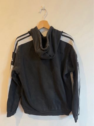 Sudadera Adidas Negra con Rayas Grises