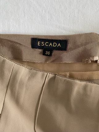 Pantalones de vestir beige - corte ajustado