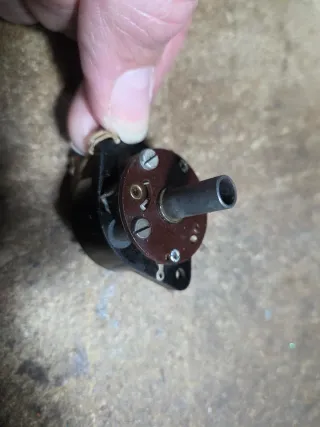 Potenciómetro radio antigua de valvulas