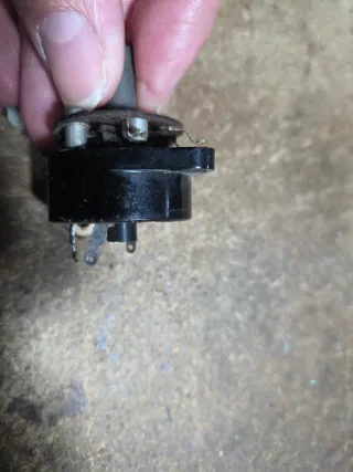 Potenciómetro radio antigua de valvulas