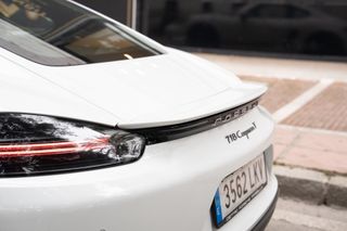 Porsche 718 Cayman T