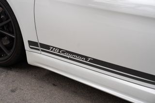 Porsche 718 Cayman T