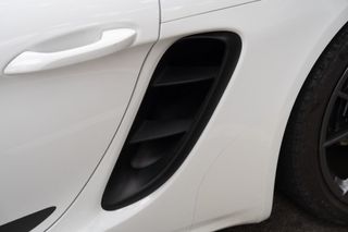 Porsche 718 Cayman T