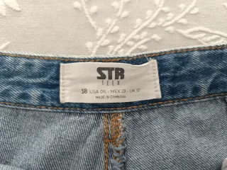 Pantalón cargo vaquero Stradivarius