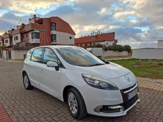 Renault Scenic 2013