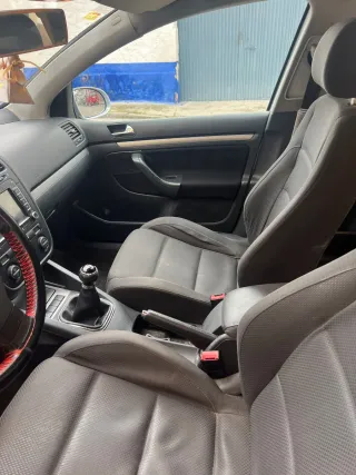 Volkswagen Golf 2004