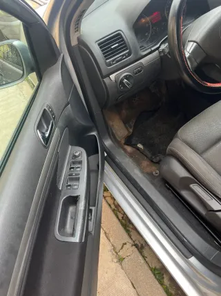 Volkswagen Golf 2004