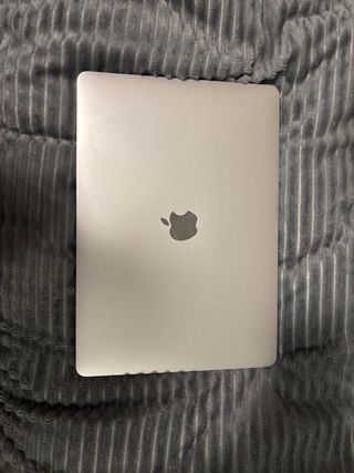 MacBook Air M1 (2020) | 8GB RAM | 256GB SSD