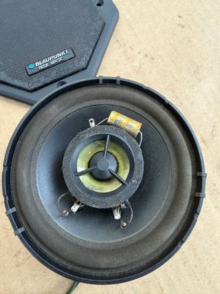 Altavoces traseros Blaupunkt Mercedes 190 W201