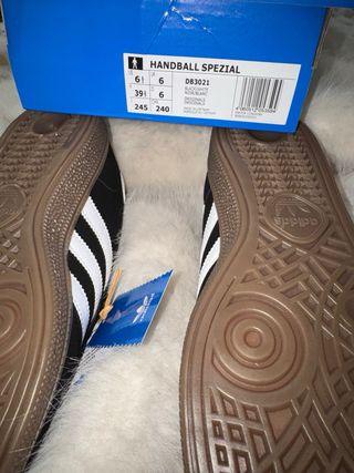 Adidas Spezial Preto e Castanho
