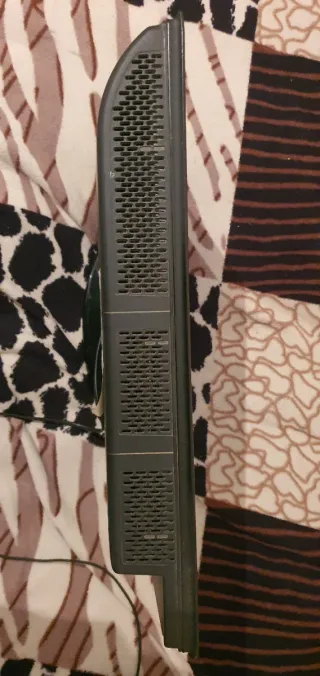 Televisor Nevir Negro