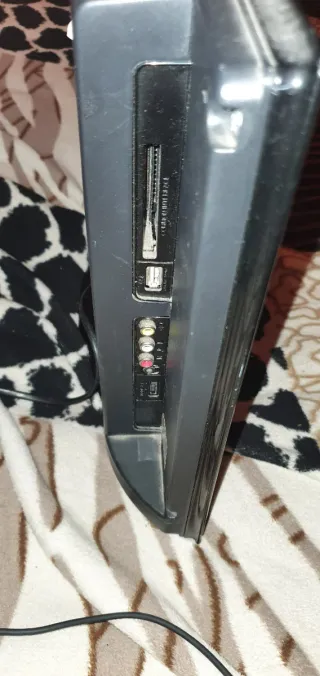 Televisor Nevir Negro