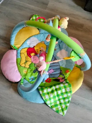 Manta de actividades Bebé Winnie Pooh