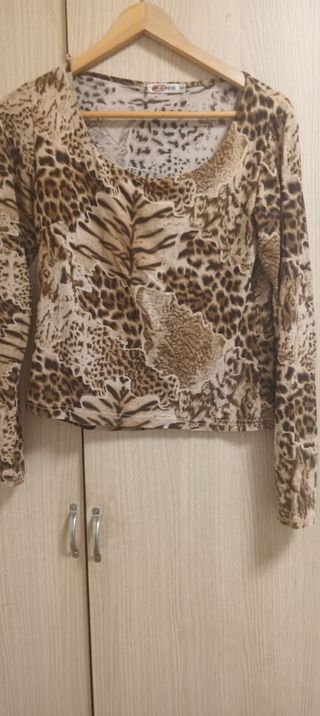 Camiseta  estampado animal print