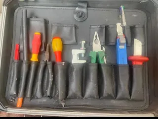 MALETIN  HERRAMIENTAS ELECTRICISTAS PROFESIONAL