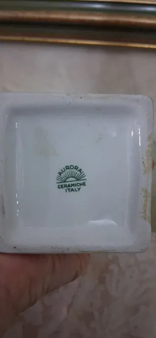 Vaso Aurora vintage decorato fiori oro