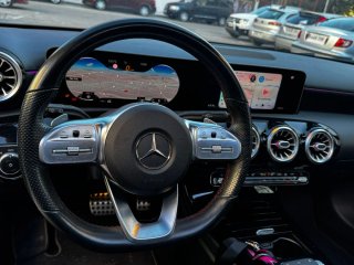 Vendo o cambio Mercedes-Benz Clase A 2019