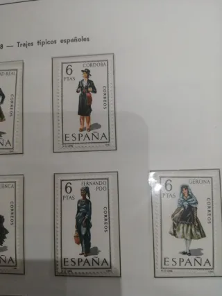 Serie Sellos Trajes Típicos Españoles 1968