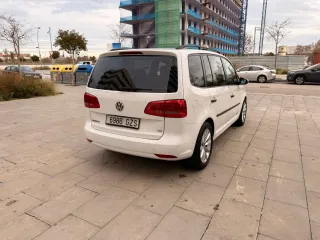 Volkswagen Touran 2011