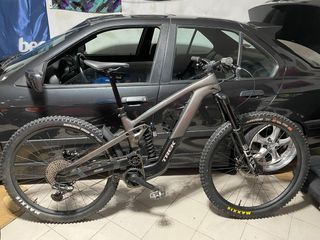 Bicicleta de enduro Trek slash +