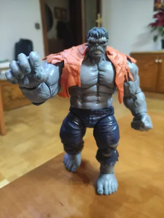 Marvel Legends Hulk Gris Figura