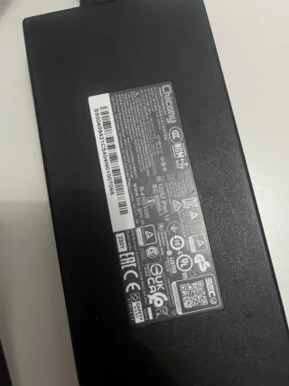 Cargador Chicony A20-240P2A MSI 240W