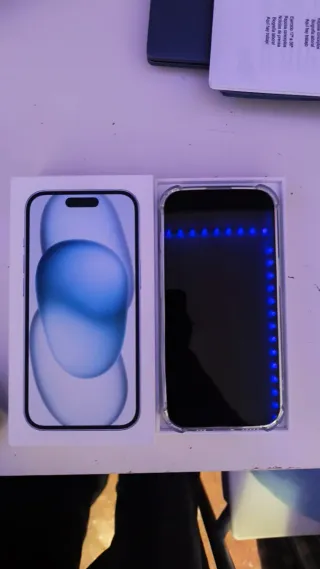 iPhone 15 Plata/Blanco