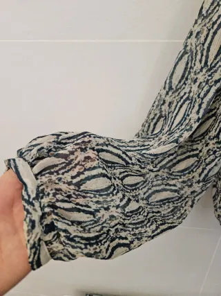 Blusa de gasa Zara estampada