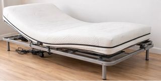 Cama articulada eléctrica con colchón a estrenar