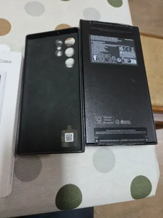 Fundas Samsung Galaxy S24 Ultra y caja 1tb