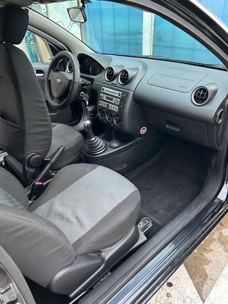 Ford Fiesta 2003