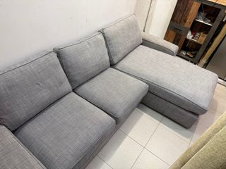 SOFÁ KIVIK IKEA TELA GRIS GRUESA SEGUNDAMANO