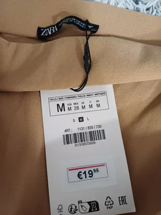 Faldas Zara Beige y Marrón