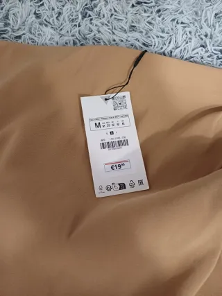 Faldas Zara Beige y Marrón