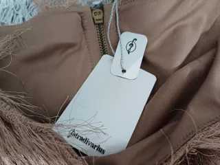 Faldas Zara Beige y Marrón