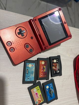 Game Boy Advance SP + 5 giochi