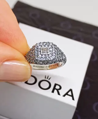 Anillo Talla 52 Pandora Coctail Cuadrado Pavé.
