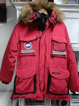 Parka Canada Goose Roja