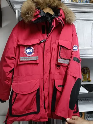 Parka Canada Goose Roja