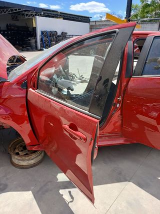 PUERTA DELANTERA IZQUIERDA TOYOTA YARIS (XP21)