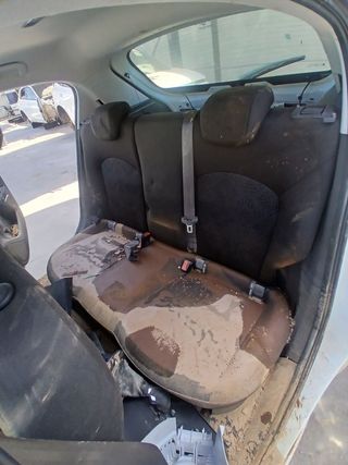 ASIENTOS TRASEROS OPEL CORSA E