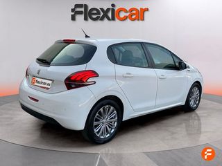 Peugeot 208 5P Signature 1.2L PureTech 81KW (110CV)