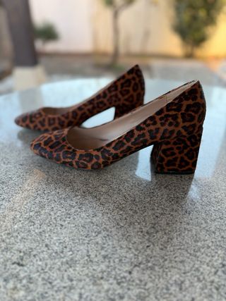 Zapatos de salón leopardo piel pelo