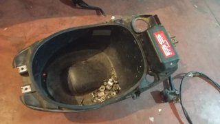 Carenado Piaggio Zip Base más baúl.