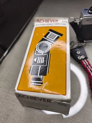 Conjunto Cámara Praktica + Lente Achiever