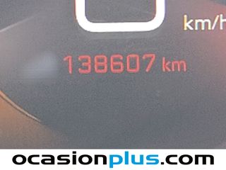 Peugeot 2008 BlueHDi 130 S&S GT EAT8 96 kW (130 CV)