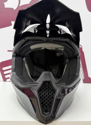 Casco Integral motocross MT Helmets Falcon Solid A0 negro.