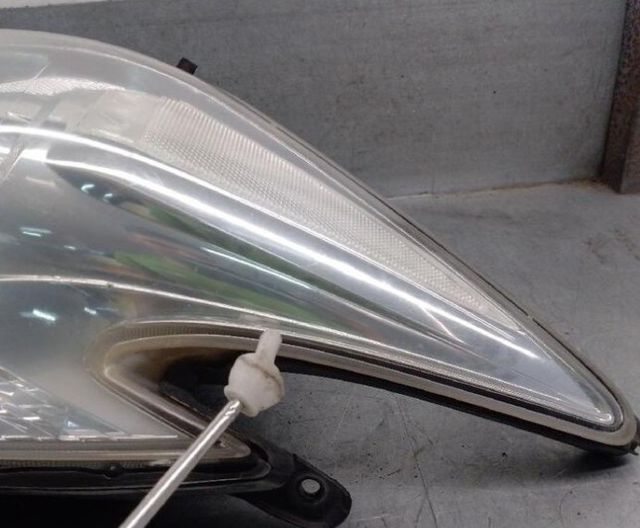 Faro derecho toyota 8113047510 prius 1.8 5550310